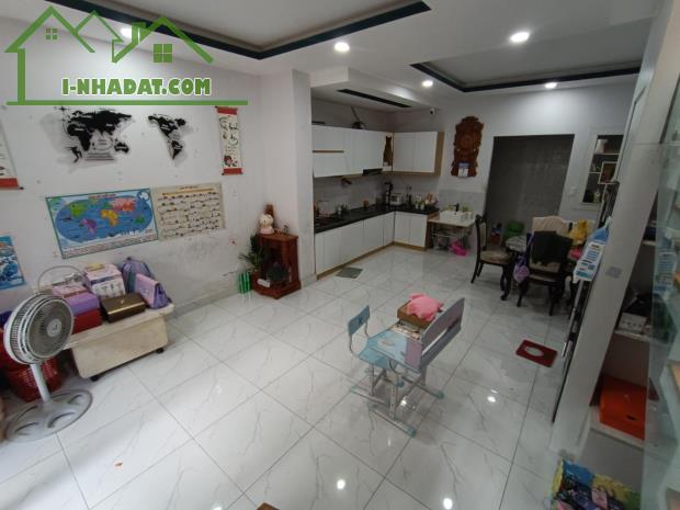 Nhà Đẹp 3 Tầng Gò Vấp – Ngang 5m – Cách HXH 30m – Chỉ Hơn 3 Tỷ - 2