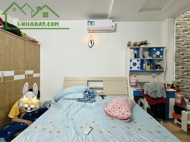 HƠN 7 TỶ NHÀ PHÚ NHUẬN - 10M XE HƠI ĐỖ - HẺM THÔNG LÊ VĂN SỸ - 48M2 4 TẦNG 4PN ĐẸP CHUẨN - 5
