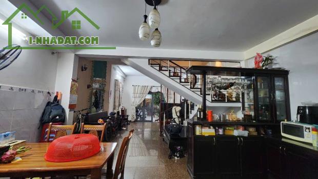 # Nhà Kiệt gần MT Thái Thị Bôi, Chợ, 170m2, ngang 8, 3 tầng, 5.x tỷ - 4