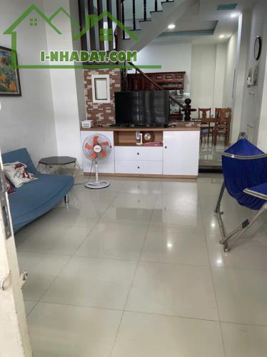 Bán nhà 3 tầng, 54m², 3PN, 3WC, Nguyễn Duy Trinh, Q.9 - 4.3 tỷ