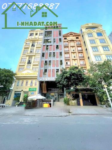 7%/năm Tòa Nhà Căn Hộ Dịch Vụ 50P HĐT 300tr/T 8 Tầng Mt Đường 24m Q7 - 1