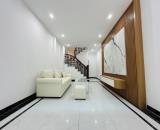 Bán nhà Giang Biên, Long Biên, 6 tầng, 31m2, đẹp, đủ nội thất, ở ngay