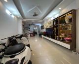 HƠN 8 TỶ NHÀ PHÚ NHUẬN - XE HƠI ĐỖ CỬA - SÁT MẶT TIỀN - 48M2 3 TẦNG SÂN THƯỢNG RẤT ĐẸP