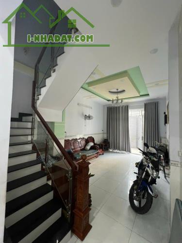 Nhà mới đẹp,Nguyễn Văn Quá,Quận 12,52m2(4x13m),hẻm xe hơi,khu an ninh - 1
