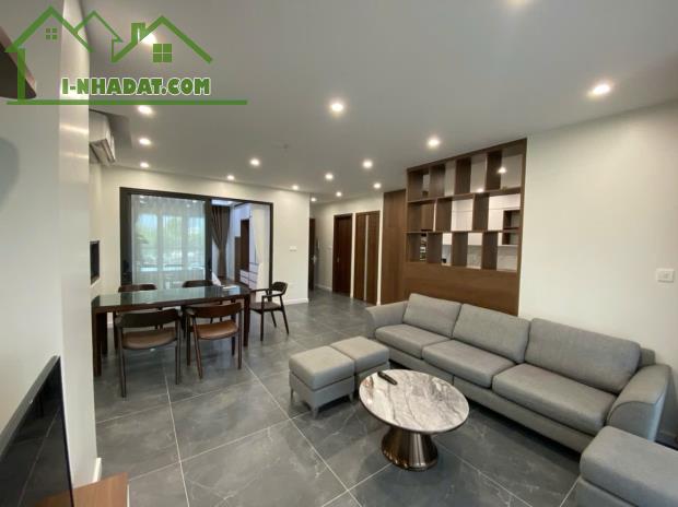Bán Tòa Mặt Phố Mặt Phố Nghi Tàm, Tây Hồ 126m2/ 7Tầng Thang máy, MT 8m 75 Tỷ - 1
