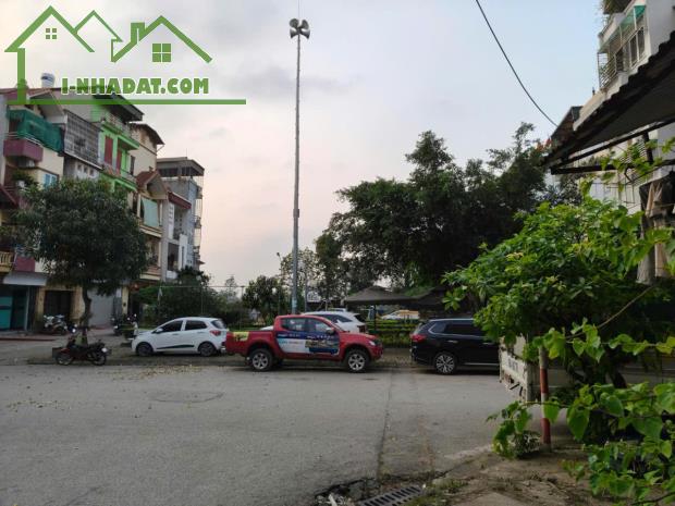 BÁN ĐẤT TẶNG NHÀ PHỐ YÊN SỞ LÔ GÓC 3 THOÁNG BƯỚC CHÂN RA HỒ SINH THÁI VÀ CHỢ - 2