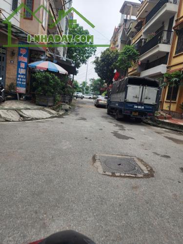 BÁN ĐẤT TẶNG NHÀ PHỐ YÊN SỞ LÔ GÓC 3 THOÁNG BƯỚC CHÂN RA HỒ SINH THÁI VÀ CHỢ - 3
