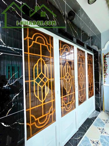 Nhà bán đường Số-4 khu dân cư bình Hưng -DT-3,8m x 10) 1 trệt-1Lưng