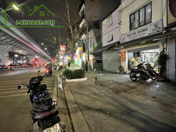 Bán Nhà Mặt Phố Quận Hai Bà Trưng Lô Góc 195m2T MT8m Vỉa Hè 2 THOÁNG 108 Tỷ Đại La. - 1