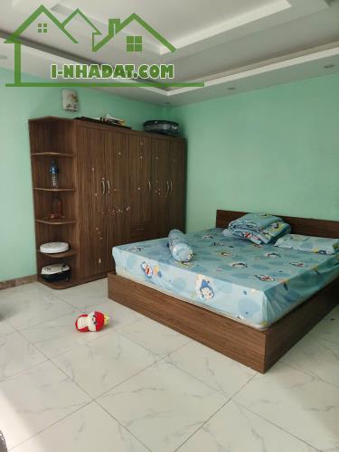 Chính chủ bán nhà 31m2*4 tầng, 3PN, gần phố.