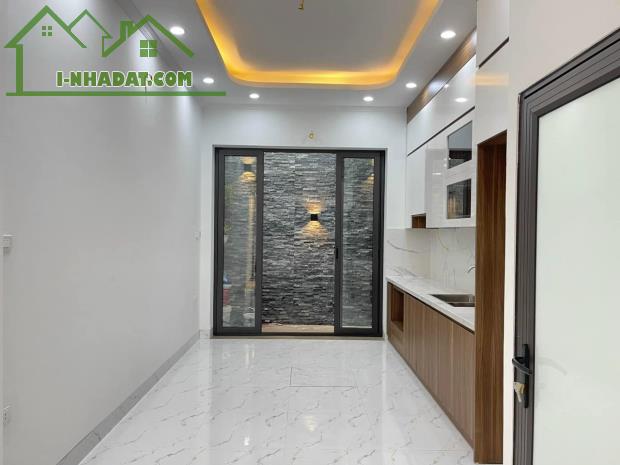 CỰC PHẨM PHỐ MINH KHAI_41M2*4,5 TẦNG_LÔ 3 GÓC THÔNG THOÁNG_6,15 TỶ. - 2
