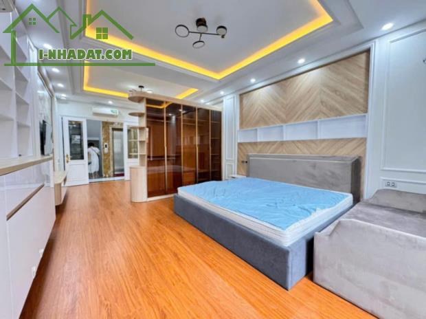 Nhà 6 tầng Hoàng Quốc Việt, ô tô tránh nhau, 50m2, 25,8 tỷ - 2