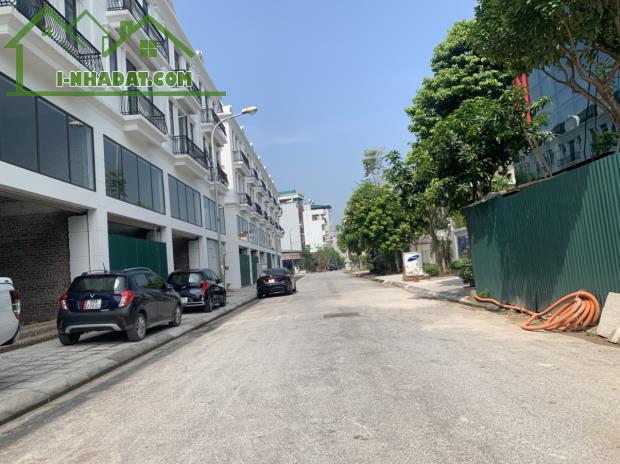 Bán căn 94,5m Shophouse Sông Hồng ngay gần phố Cửu Việt, đường 13m kinh doanh cực tốt - 3