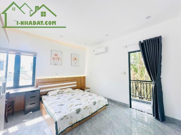 Cần bán nhà lô góc siêu thoáng 100m2- Full nội thất- Dọn vào ở ngay- chỉ 3,x tỷ - 2