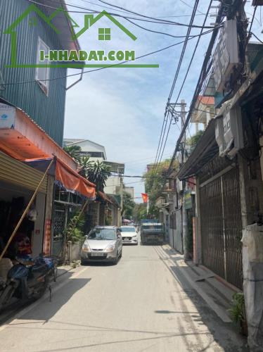 Bán đất Phố Trạm, Cổ Linh, Long Biên, 54m2, giá 13.8 tỷ, ô tô to, Kinh doanh tốt
