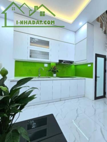Nhà đẹp- Giá xinh!Trung Văn DT 20/TT25 m2 x 6 tầng, MT  3.5 m -Giá 5.95 tỷ - 2