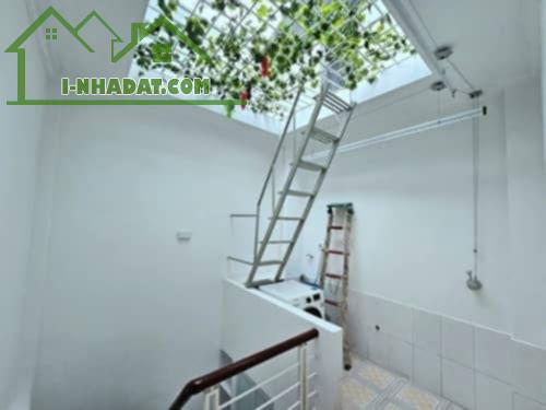 Nhà đẹp- Giá xinh!Trung Văn DT 20/TT25 m2 x 6 tầng, MT  3.5 m -Giá 5.95 tỷ - 5