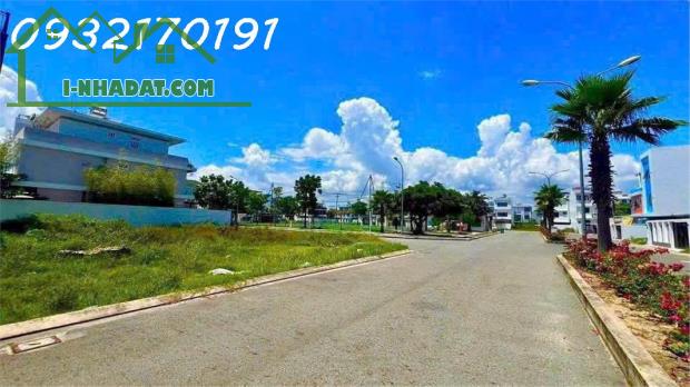 BÁN GẤP-Lô Góc Hàng Cực Hiếm Mà Giá CỰC CỰC tốt đường Phòng Châu và đường 13m - KĐT Ven - 1