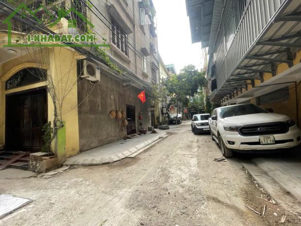 BÁN NHÀ LÔ GÓC 3 THOÁNG 15 TỶ 47m 4 TẦNG MT 10m VỈA HÈ Ô TÔ TRÁNH HOÀNG SÂM CẦU GIẤY - 2
