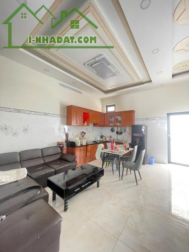 CHỈ 9.9 TỶ - NHÀ 3 TẦNG HẺM XE HƠI PHAN VĂN HỚN Q12 THU 16TR/THÁNG - 1