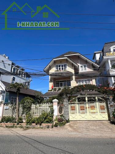 CHO THUÊ VILLA 5 PHÒNG NGỦ ĐƯỜNG TRIỆU VIỆT VƯƠNG P3 22TR/THÁNG - 2