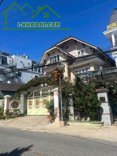 CHO THUÊ VILLA 5 PHÒNG NGỦ ĐƯỜNG TRIỆU VIỆT VƯƠNG P3 22TR/THÁNG - 4