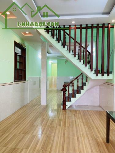 Nhà 2 Tầng Hà Đặc - Trung Mỹ Tây - Quận 12 – 100m2 Nở Hậu – Hẻm 6m thông – Giá 6.1tỷ - 3
