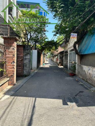 Mảnh đất đẹp rộng 103m ở Kẻ Tạnh Giang Biên giá tốt 10 tỷ 9 mặt tiền: 5m ngõ oto vào - 1