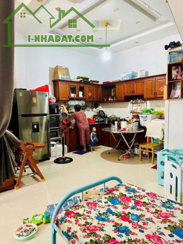 🍓Nhà 2 tầng 1/hẻm ô tô đường THẠNH LỘC 37, phường THẠNH LỘC, Q12, DT 60m2(6mx10m)💲4.38 t - 3