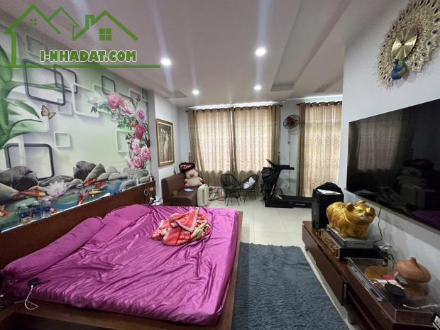 Mặt tiền kinh doanh Tùng Thiện Vương ngang 5m xây dựng 5 tầng mới chỉ 15 tỷ nhỉnh - 4