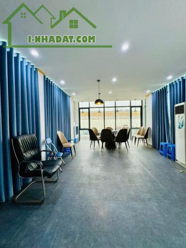 PHÂN LÔ HOÀNG QUỐC VIỆT💥DT 80M2 x 4T💥MT 4.5M💥33 TỶ💥VÌA HÈ💥Ô TÔ VÀO NHÀ💥KINH DOANH - 4