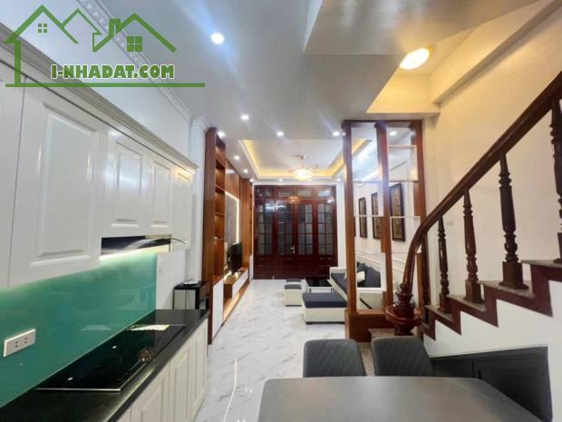 HOT! NHÀ PHỐ YÊN HÒA - LÔ GÓC 2 THOÁNG,FULL NỘI THẤT - 34M, 5Tầng- 7,x Tỷ