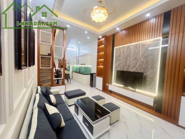 HOT! NHÀ PHỐ YÊN HÒA - LÔ GÓC 2 THOÁNG,FULL NỘI THẤT - 34M, 5Tầng- 7,x Tỷ - 1