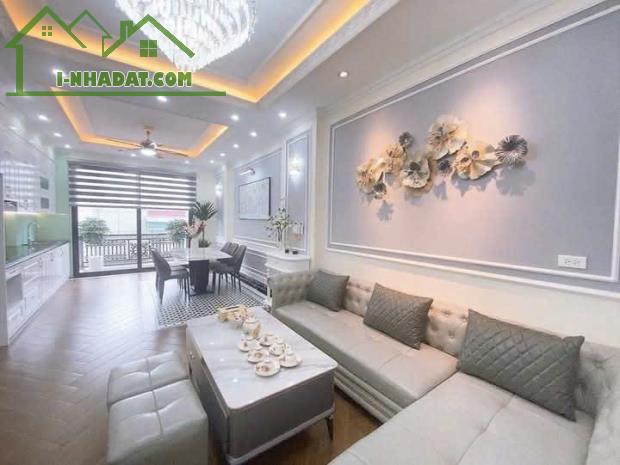 BÁN NHÀ 5 TẦNG ,liền kề, Ô TÔ ,ngay gần hồ, trung tâm VĂN QUÁN, HÀ ĐÔNG.CHỈ 7 TỶ hơn.