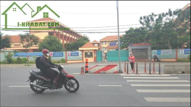 BÁN NHÀ MẶT TIỀN ĐẶNG THÚC VỊNH – GẦN NGÃ TƯ TRỊNH THỊ MIẾNG, - 2