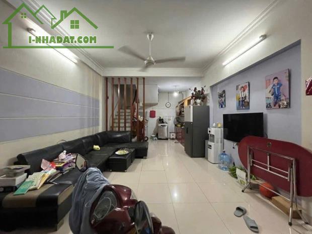 Bán nhà 5 tầng x 41m² ngõ thông ô tô đỗ cửa gần KĐT Mễ Trì Hạ - 1