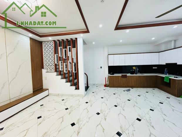 LÔ GÓC _ NGÕ THÔNG - KINH DOANH NHỎ-THANH NHÀN- 32M- NHỈNH 7 TỶ