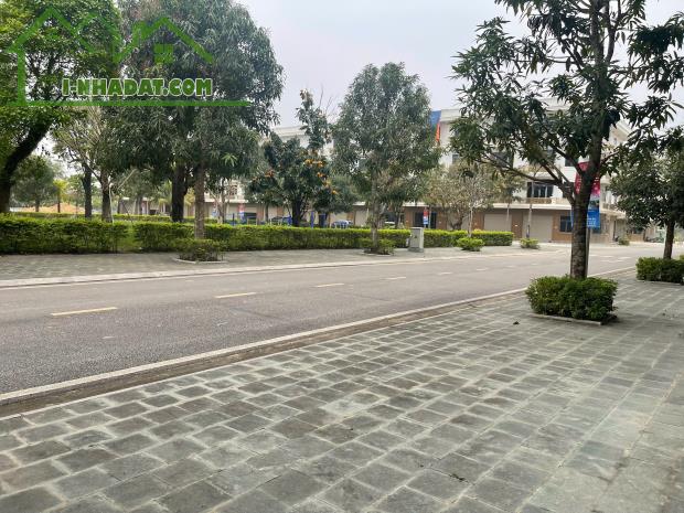 GẤP! CÒN VÀI CĂN – BỎ LỠ LÀ MẤT! SHOHOUSE SẴN SỔ. LH: 0966 343 969 - 2