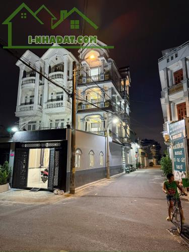 BÁN GẤP NHÀ MẶT TIỀN THỚI AN 13, QUẬN 12 –4 TẦNG, 100m²–CHỈ 9,5 TỶ –FULL NỘI THẤT CAO CẤP