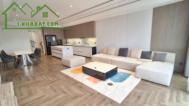 Siêu phẩm phân lô, oto tránh, vỉa hè đá bóng, KD đỉnh, 65m2, 5T, hơn 17 tỷ.