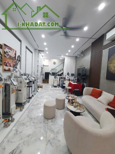 BÁN NHÀ GIẢI PHÓNG, Ô TÔ VÀO NHÀ, KINH DOANH, GẦN PHỐ, 55M2 GIÁ CHỈ 15.X TỶ - 2
