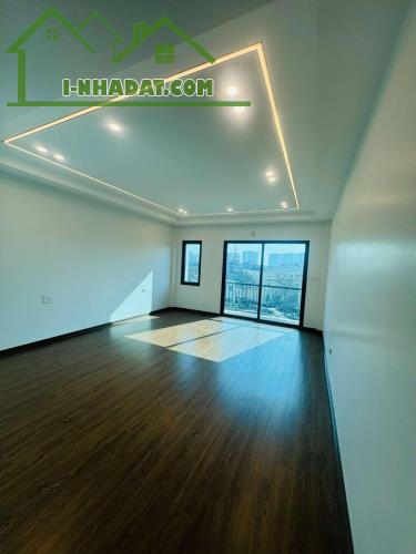 Bán Nhà Siêu Đẹp Phố Ngọc Thụy Long Biên - 47m2 - Thang Máy Gara Ô Tô - hơn 12 tỷ - 3