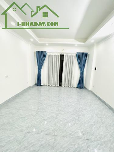Bán nhà ngõ 150 Tân Khai Hoàng Mai, 30m² x 5 tầng, full nội thất, gần phố, giá chỉ 6.45 tỷ - 2