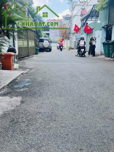 BÁN NHÀ HẺM XE HƠI UNG VĂN KHIÊM, PHƯỜNG 25, QUẬN BÌNH THẠNH – DT 89M2, NGANG 5.7M – NHÀ C - 5