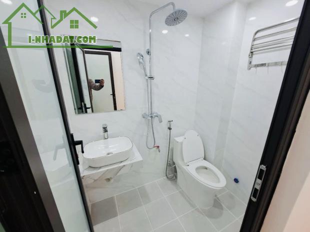 BÁN NHÀ DÂN XÂY PHỐ HOÀNG MAI-5TẦNG-28M2 - GIÁ CHỈ 5,8 TỶ - 4