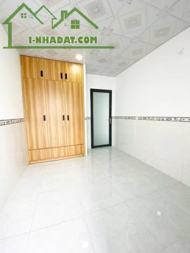 NHÀ ĐẸP, CẠNH CHỢ VƯỜN LÀI APD Q12, ĐẠI HỌC TẤT THÀNH, HẺM XE HƠI - 3
