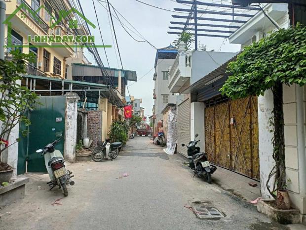 Giá Mềm Gần Hồ Tây – 65m², Ô Tô Đỗ Cửa, Sổ Đỏ Riêng – Chỉ 11,5 Tỷ!