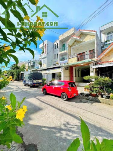 BÁN NHÀ 1T1L đúc - MẶT TIỀN, VỊ TRÍ ĐẸP - nằm gần trường ĐHCN Cần Thơ