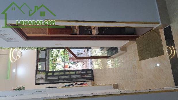 Bán nhà Phạm Thế Hiển Q.8, 31m2, cách 15m là bãi xe Hơi