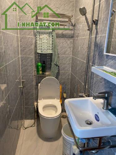 Bán nhà Phạm Thế Hiển Q.8, 31m2, cách 15m là bãi xe Hơi - 1
